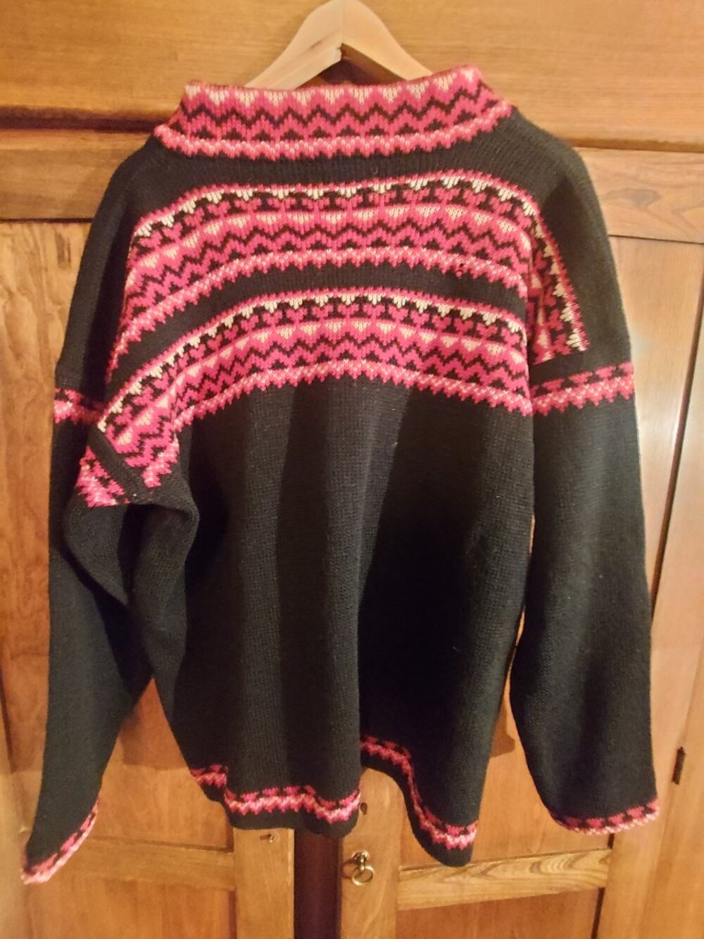 Norwegian Sweater - Picture 2 of 2